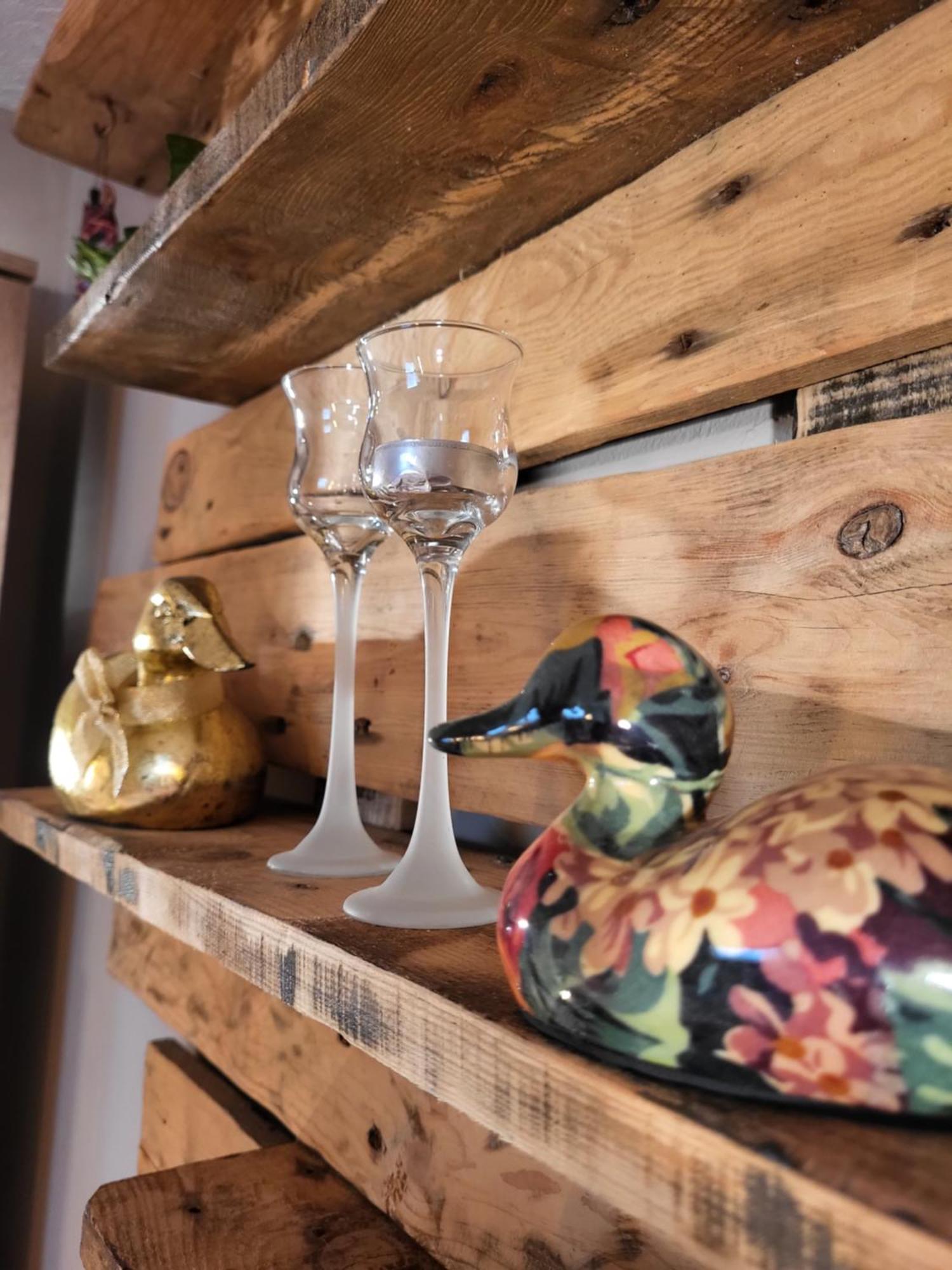 Lovely Oasis Apartment Schmelz Bagian luar foto